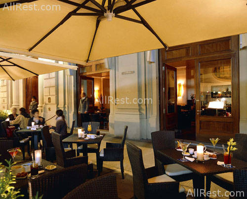 Savoy Hotel 21